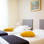 Nerva Cavour 4*