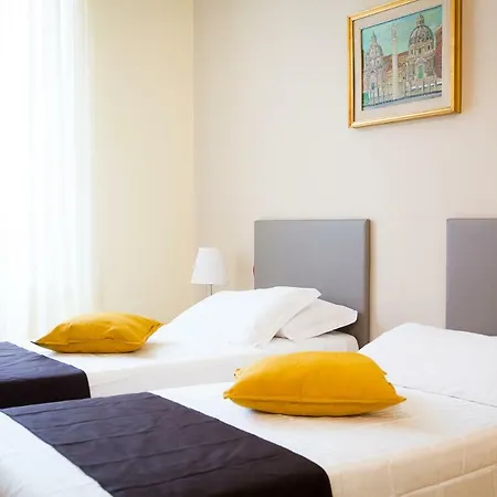 Nerva Cavour 4*