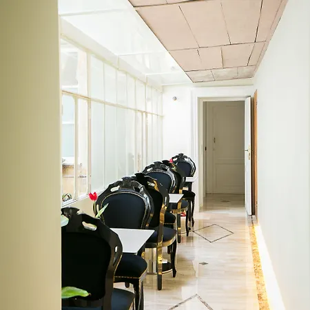 Nerva Cavour Casa de hóspedes 4*